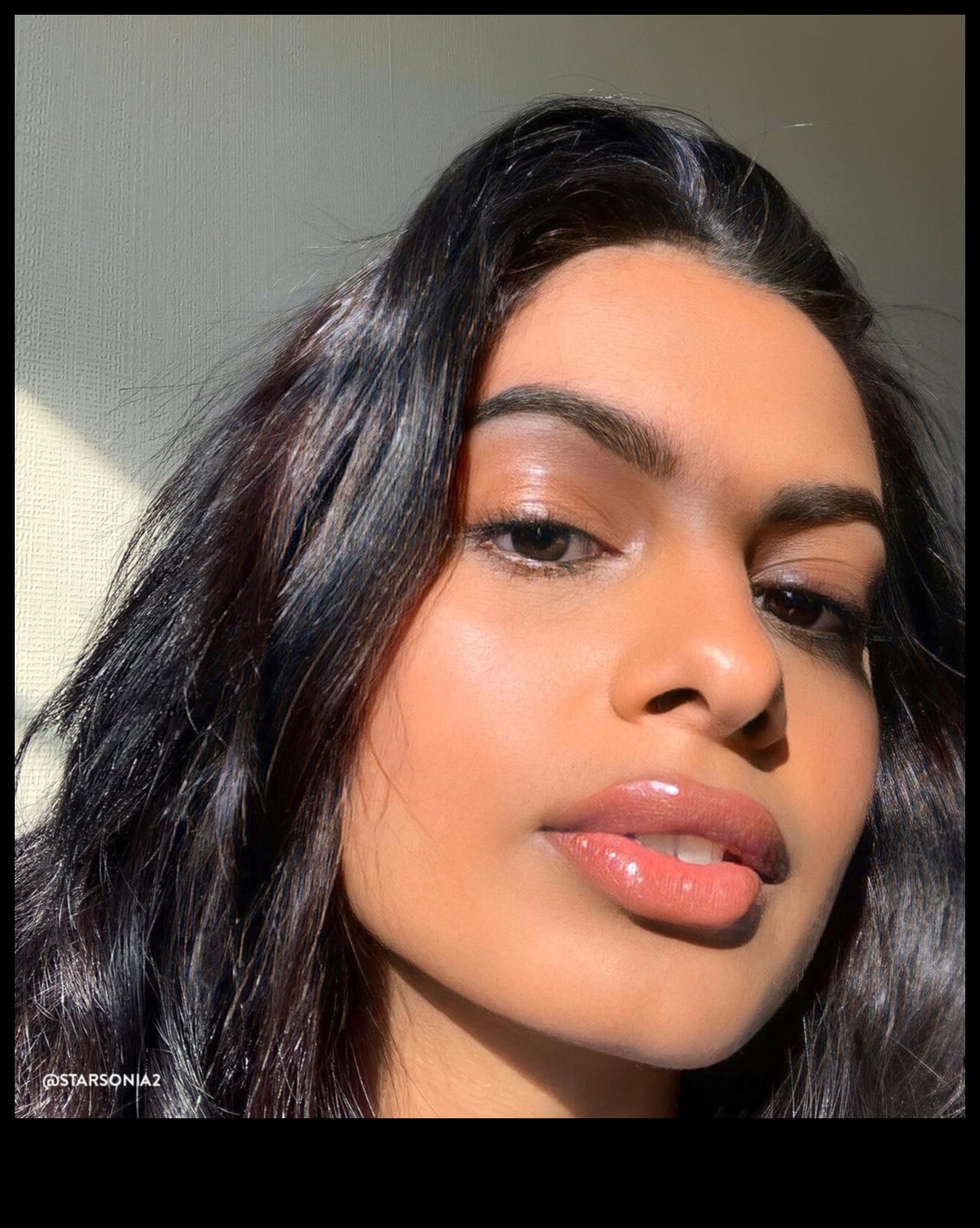 Ikdienas grims dažādiem ādas tipiem: ikdienas pielāgošana