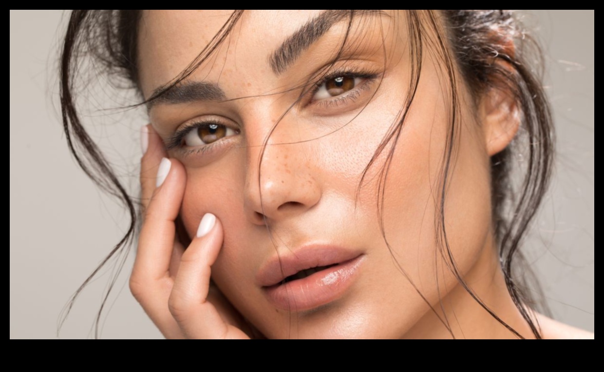 Mirdzošs no iekšpuses: mirdzuma iegūšana ar ikdienas grima paņēmieniem