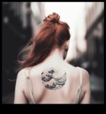 Skaistuma viļņi Iegremdējieties austrumu tetovējumu mākslas uz planētas