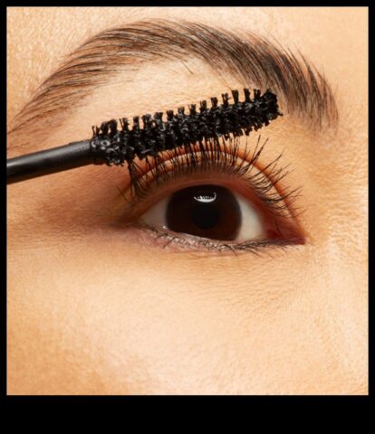 Skropstu tuša pārāk daudzskaitlīgiem skropstu veidiem Atrodiet perfektu formulu savām skropstām