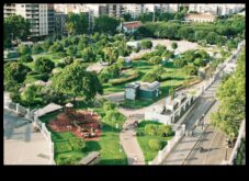Urban Wilderness Izejiet un izpētiet pilsētas zaļās zonas